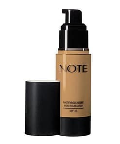 Alternative view of Note Mattifying Extreme Ware Foundation Shade #05 Honey Beige